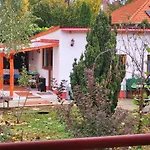 Apartment Secret Garden Apartman